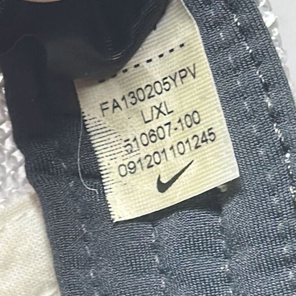 Nike Tiger Woods Ivory Mesh Stretch Hat Flex Fit - Picture 9 of 11